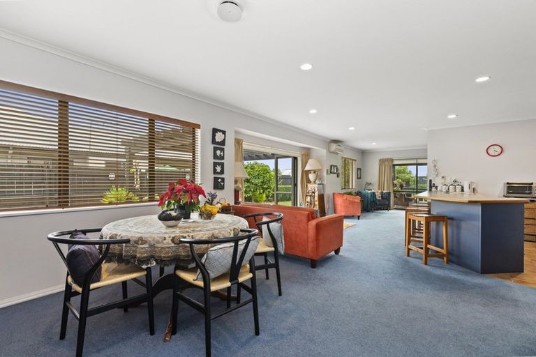 Photo of property in 17 Duggan Drive, Owhata, Rotorua, 3010