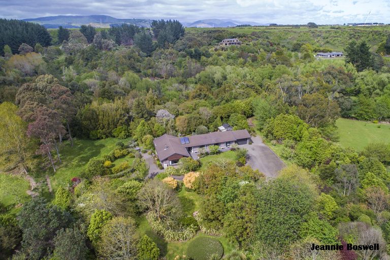 Photo of property in 160-170 Moonshine Valley Road, Aokautere, Palmerston North, 4471