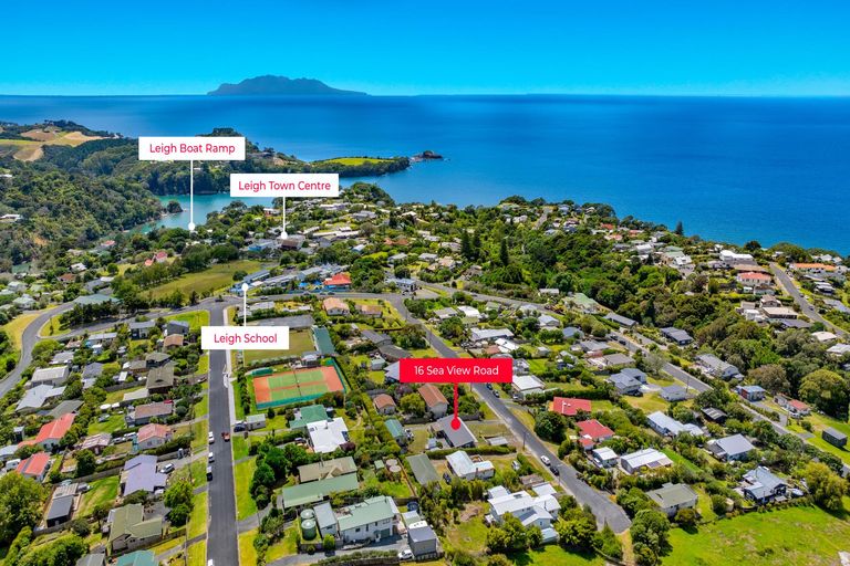 Photo of property in 16 Sea View Road, Leigh, 0985