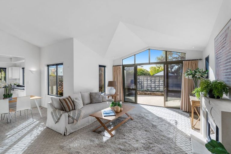 Photo of property in 8 Church Lane, Merivale, Christchurch, 8014