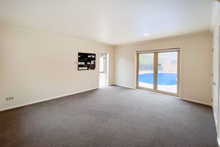 Photo of property in 15 Astrolabe Place, Gulf Harbour, Whangaparaoa, 0930