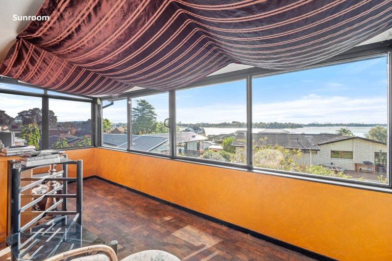 Photo of property in 3 Johnston Place, Welcome Bay, Tauranga, 3112