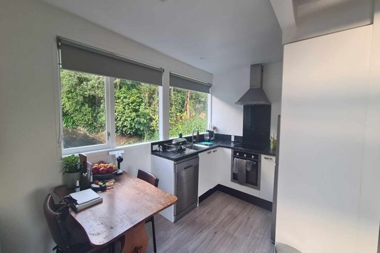 Photo of property in 82 Howard Road, Point Howard, Lower Hutt, 5013