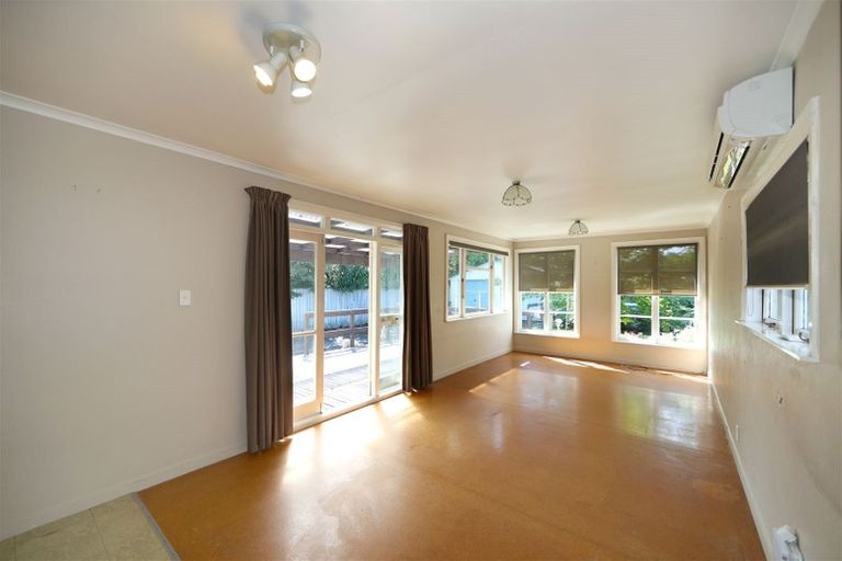 Photo of property in 214 Mayfair Avenue, Mayfair, Hastings, 4122