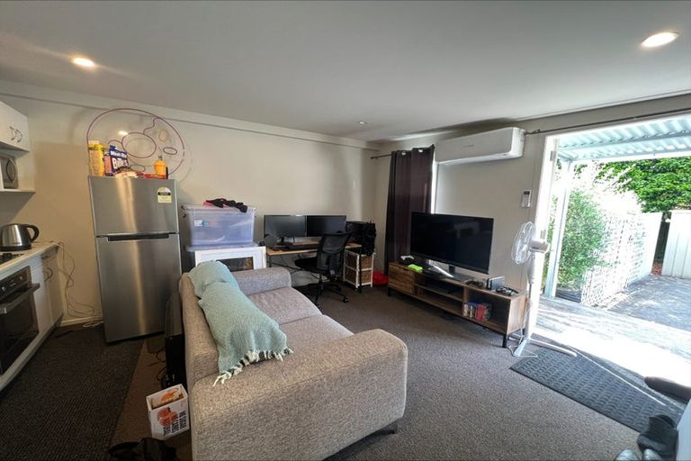 Photo of property in 21 Edinburgh Road, Hillcrest, Hamilton, 3216