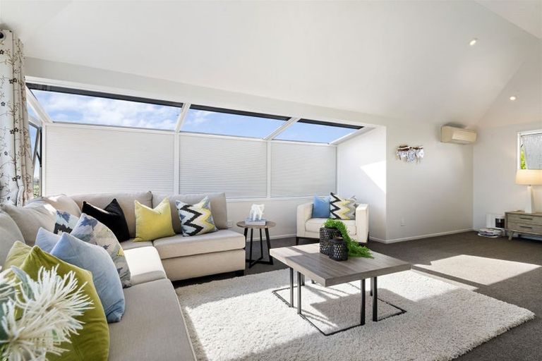 Photo of property in 1/11 Pine Ridge Terrace, Hauraki, Auckland, 0622