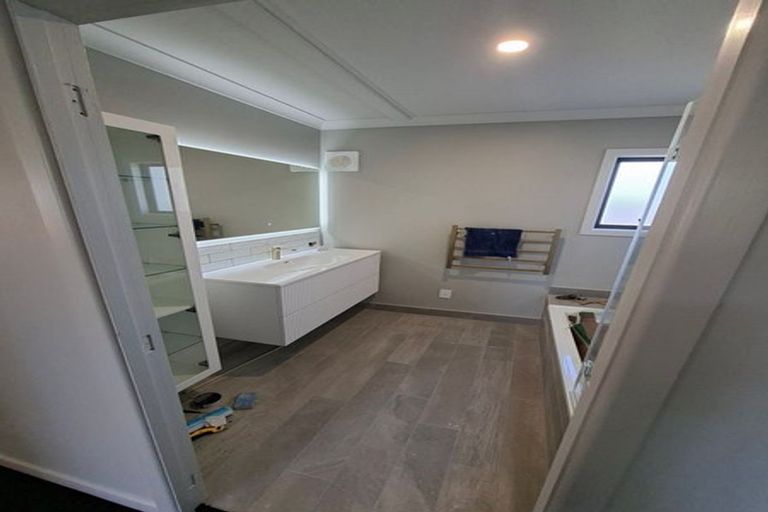 Photo of property in 25 Makarini Street, Paraparaumu, 5032