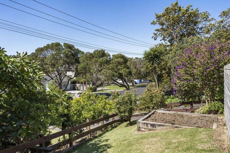 Photo of property in 2/26 Otanerua Road, Hatfields Beach, Orewa, 0931