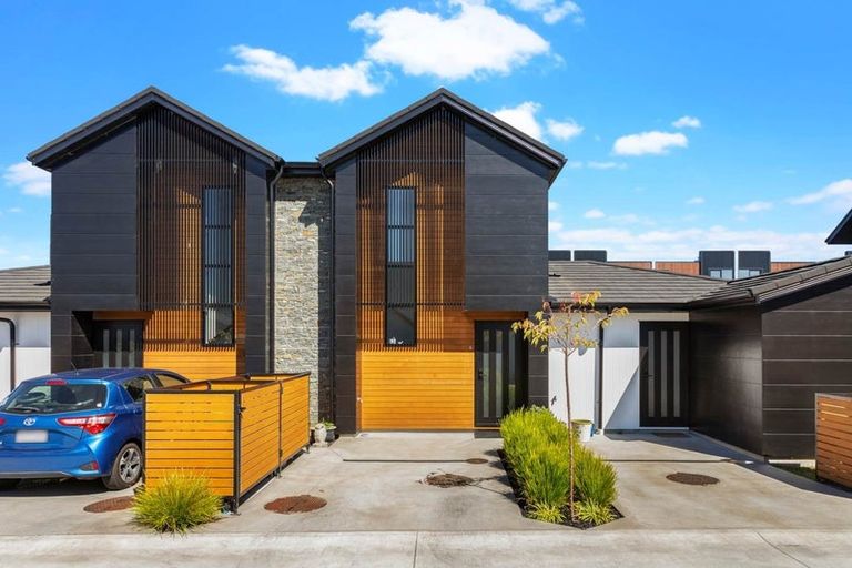 Photo of property in 6 Honowai Street, Kumeu, 0810