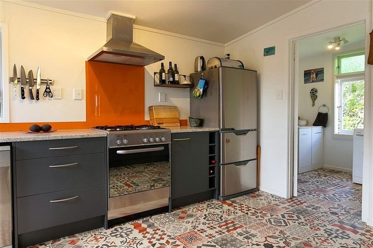 Photo of property in 33 Settlement Road, Kawakawa, 0210