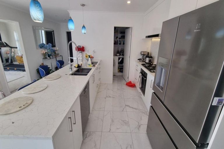 Photo of property in 47 Atherton Terrace, Churton Park, Wellington, 6037