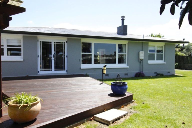 Photo of property in 82a Mclauchlan Street, Springlands, Blenheim, 7201