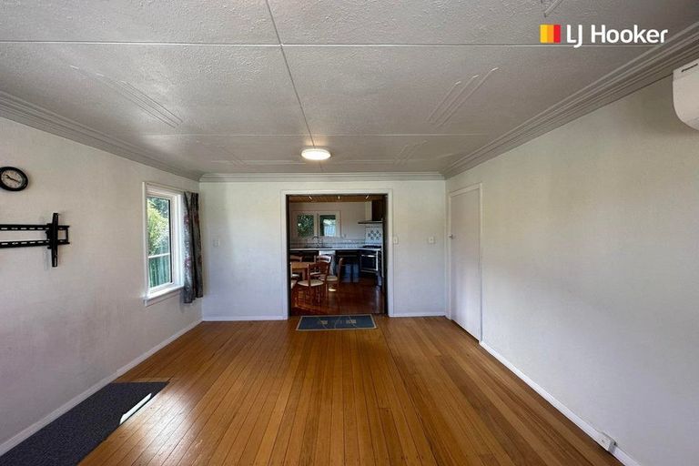 Photo of property in 15 Porterfield Street, Macandrew Bay, Dunedin, 9014