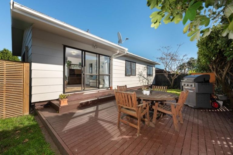 Photo of property in 206a Gravatt Road, Papamoa Beach, Papamoa, 3118