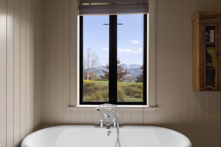 Photo of property in 73 Alec Robins Road, Lake Hayes, Queenstown, 9371