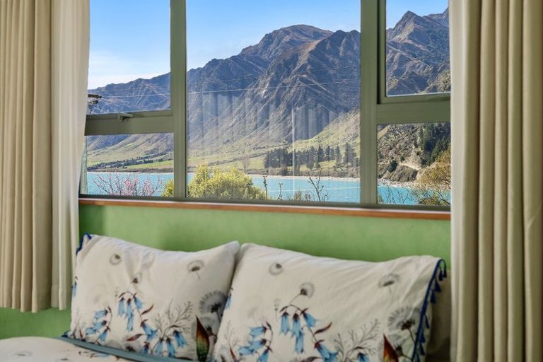 Photo of property in 10 Denniston Road, John Creek, Wanaka, 9382