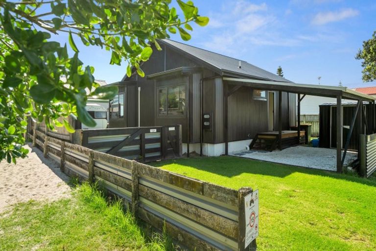 Photo of property in 541a Pukehina Parade, Pukehina, Te Puke, 3189