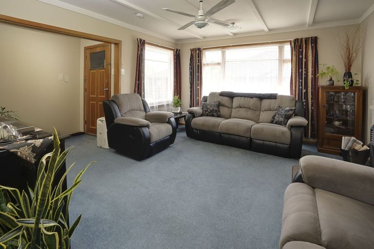 Photo of property in 12 Morris Road, Amberley, 7410