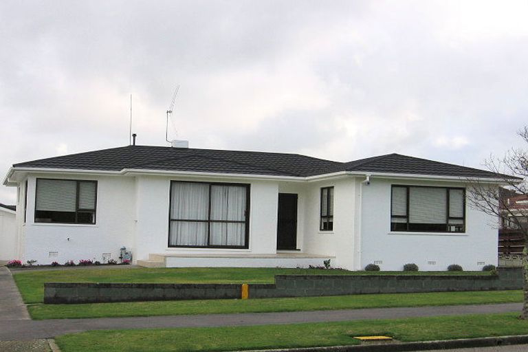 Photo of property in 9 Ascot Street, Hokowhitu, Palmerston North, 4410