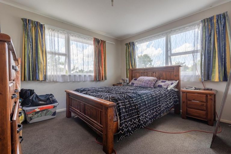 Photo of property in 2 Oak Street, Royal Oak, Auckland, 1023