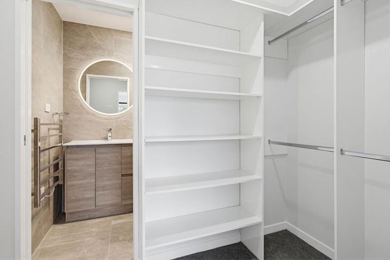 Photo of property in 85b Raglan Street, Mangere East, Auckland, 2024