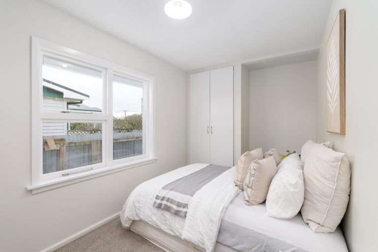 Photo of property in 25 Cradock Street, South New Brighton, Christchurch, 8062