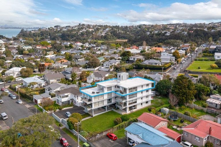 Photo of property in 6/6 Bruce Street, Northcote Point, Auckland, 0627