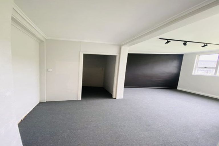 Photo of property in 4 Wakefield Street, Featherston, 5710