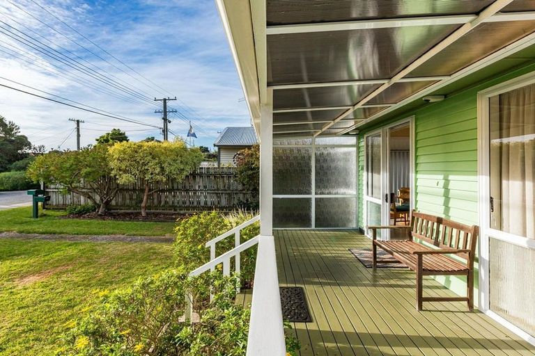 Photo of property in 116 Tilley Road, Paekakariki, 5034
