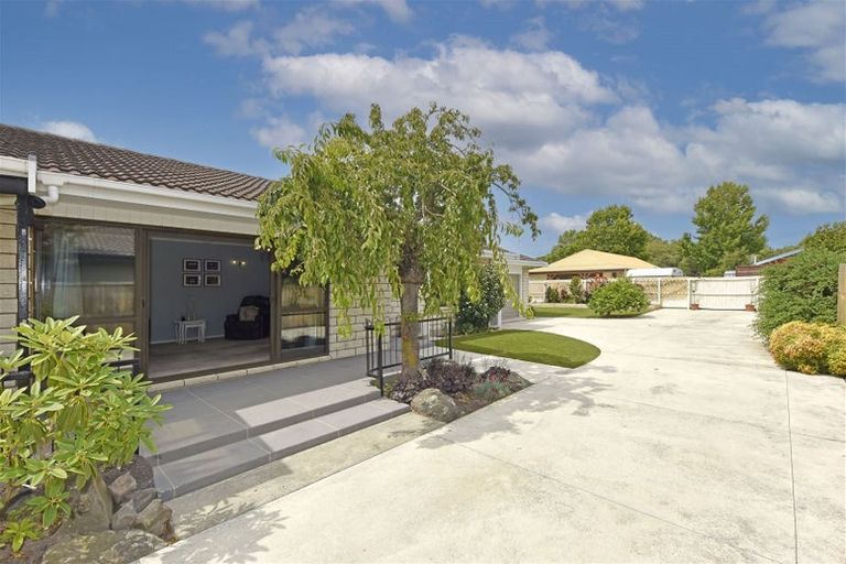 Photo of property in 11 Dalrye Place, Ilam, Christchurch, 8041