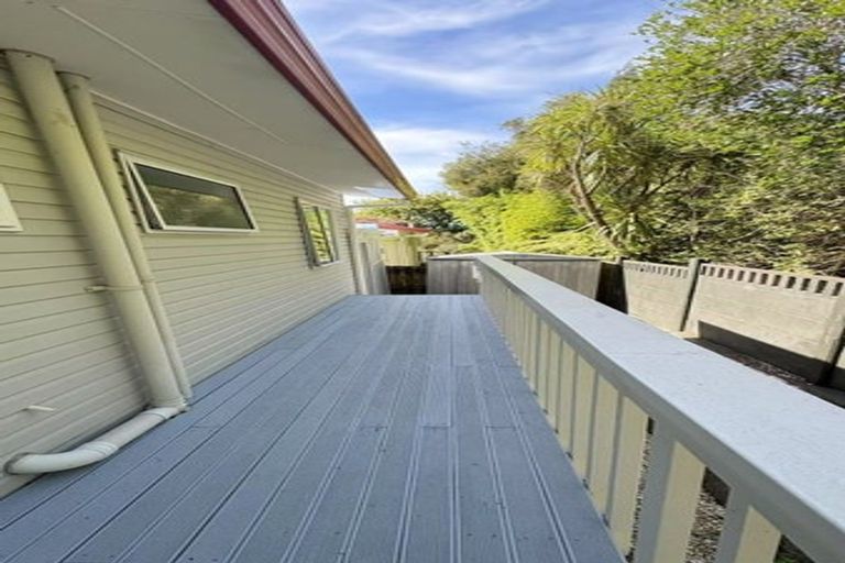 Photo of property in 1/45 Mcdowell Crescent, Hillcrest, Auckland, 0627