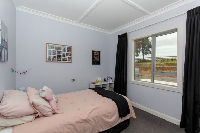 Photo of property in 311 Corbett Road, Paraite, New Plymouth, 4373