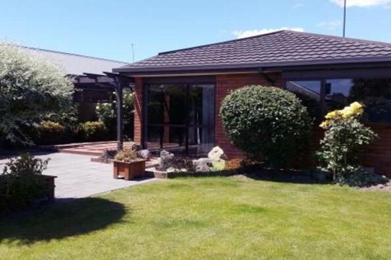 Photo of property in 37a Cardigan Bay Place, Addington, Christchurch, 8024