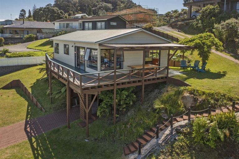 Photo of property in 259 Paku Drive, Tairua, 3508