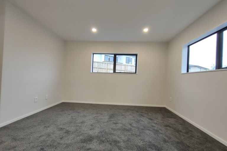 Photo of property in 31 Korihi Drive, Swanson, Auckland, 0614