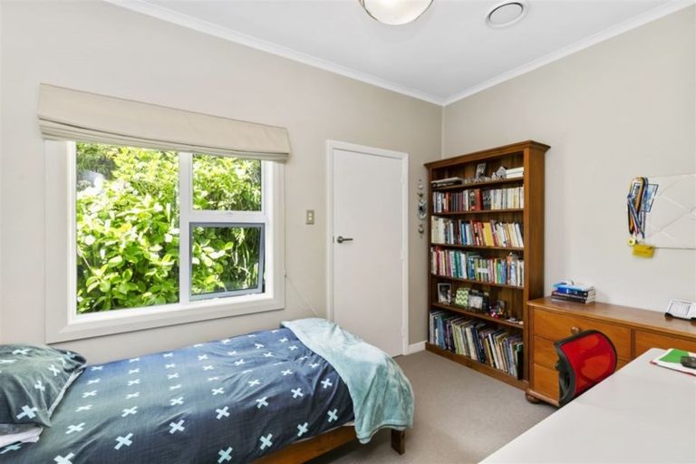 Photo of property in 4 Ardross Avenue, Khandallah, Wellington, 6035