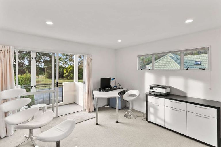 Photo of property in 114 Mccormacks Bay Road, Mount Pleasant, Christchurch, 8081