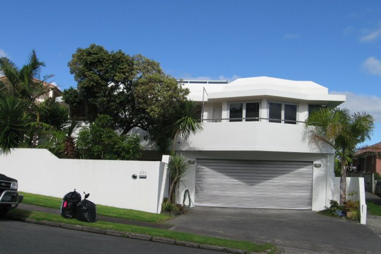 Photo of property in 1/23 Devon Road, Bucklands Beach, Auckland, 2012