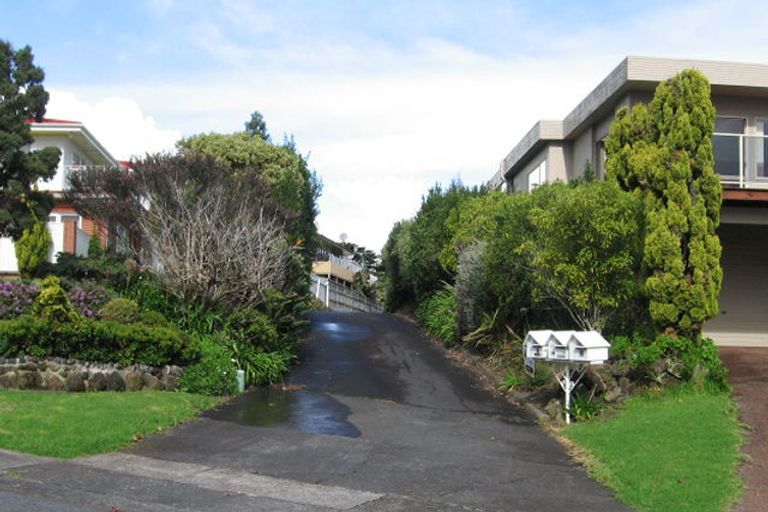 Photo of property in 11 Lynton Road, Bucklands Beach, Auckland, 2012