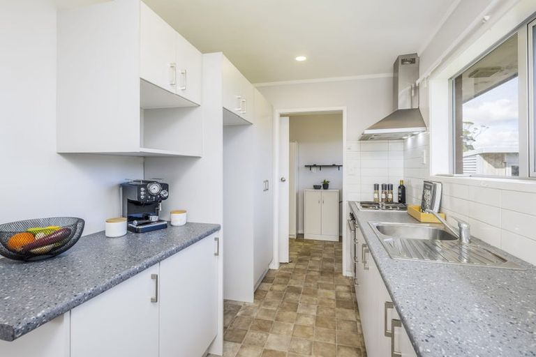 Photo of property in 23 John Walker Drive, Manurewa, Auckland, 2102