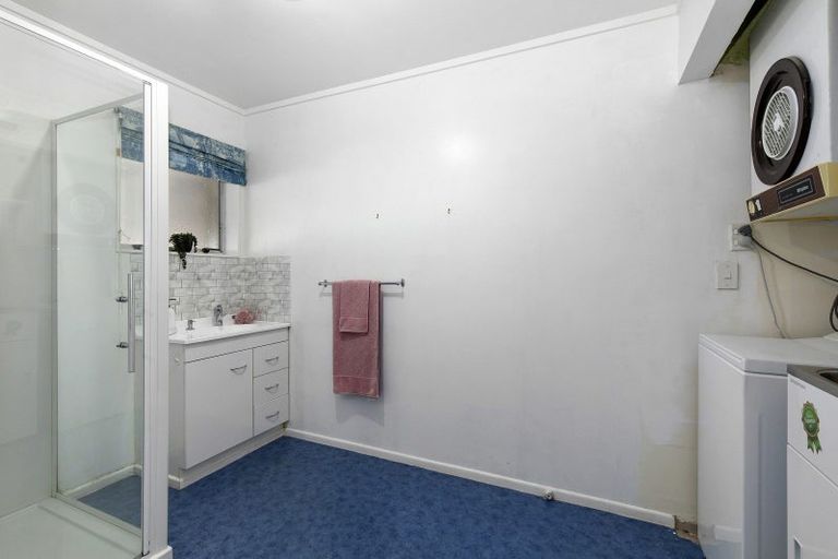 Photo of property in 24a Roband Crescent, Brown Owl, Upper Hutt, 5018