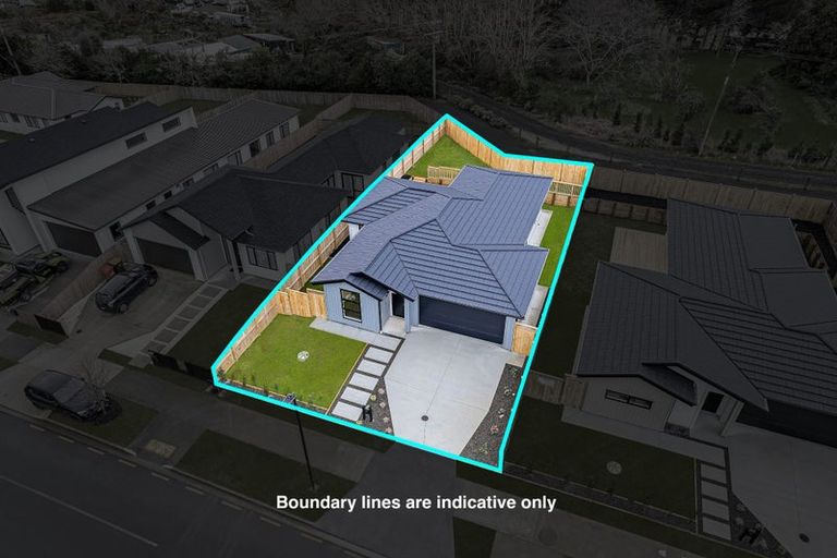 Photo of property in 24 Paihere Street, Huapai, Kumeu, 0810