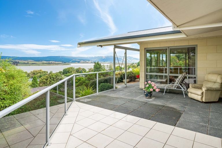 Photo of property in 28 Nore Street, Waihola, Milton, 9073