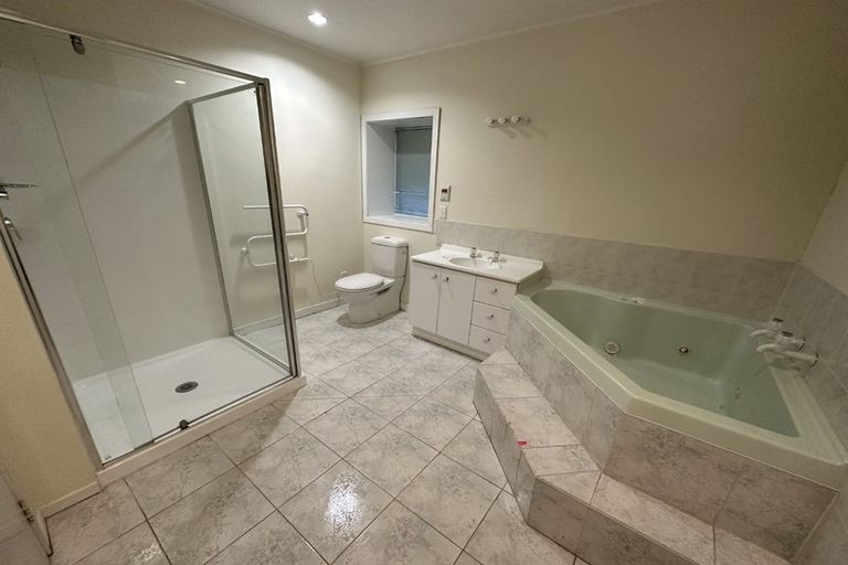 Photo of property in 95 Fisher Parade, Sunnyhills, Auckland, 2010