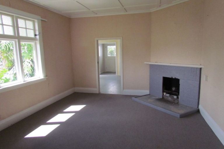 Photo of property in 14 Ruawai Wharf Road, Ruawai, 0530