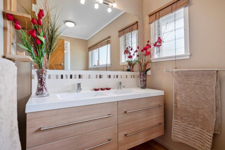 Photo of property in 11a Miranda Street, Parkvale, Tauranga, 3112