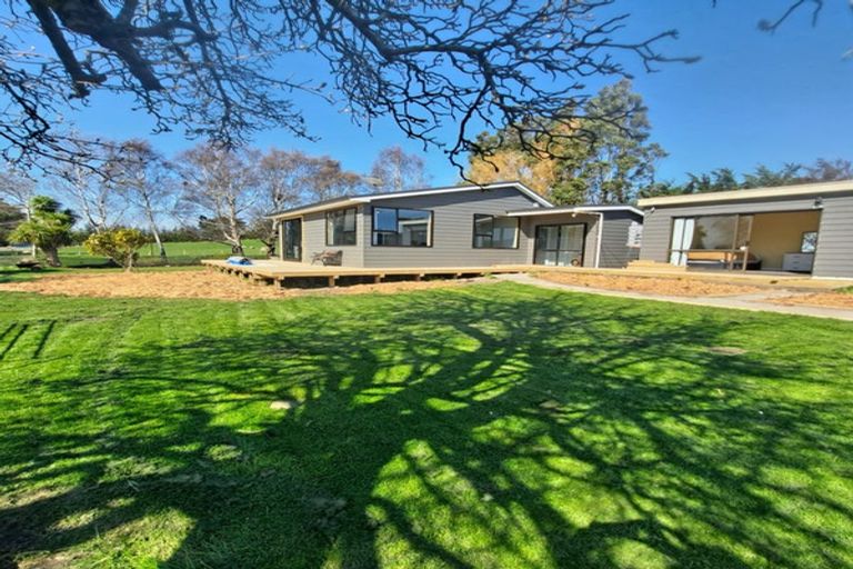Photo of property in 51 Allan Street, Waiwera South, Clinton, 9584