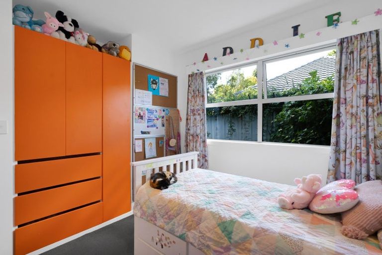 Photo of property in 77 Brooklands Road, Brooklands, New Plymouth, 4310