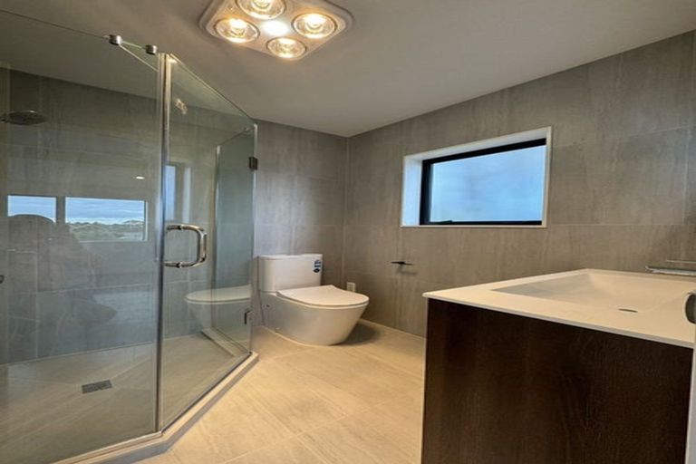 Photo of property in 19a Vida Place, Howick, Auckland, 2014
