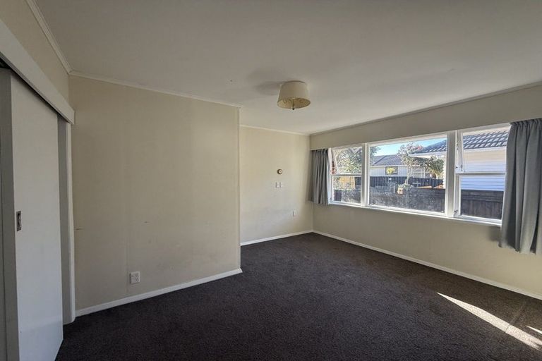 Photo of property in 1009 High Street, Avalon, Lower Hutt, 5011
